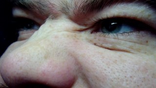 New close-up with a new camera