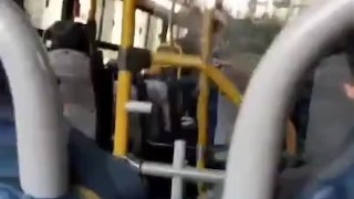Batendo uma no ônibus