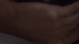 Gemidos Fuertes Y Audio Caliente a Mi Amiga que la Encontré Mirando Porno 