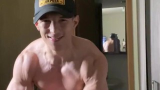 flexing muscles, and play sexi cock