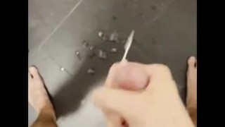 Damaged dick cumming 3 times