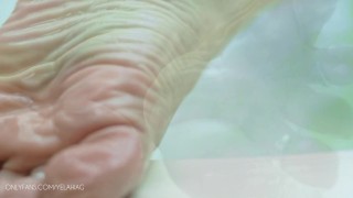 SELF FOOT WORSHIP AND WET FEET . YELAHIAG