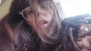 Giantess up and swallows you whole