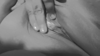 Gordita sexy se masturba