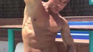 Nude muscle show