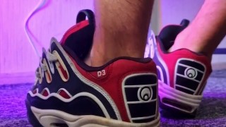 Playing with sneakers Osiris and cum inside