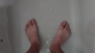 Pissin in the tub 