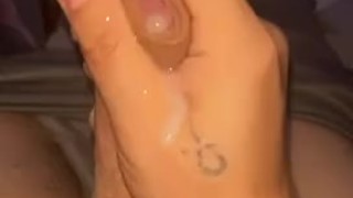 Cumming all over myself in her bed