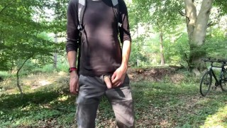 Pissing dude shows off