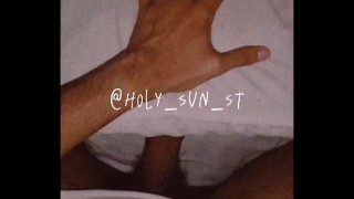 Me cojo a mi almohada pensando en ti - Holy Sun