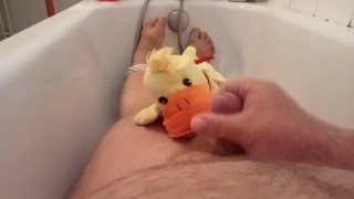 Duckie drink my pee 