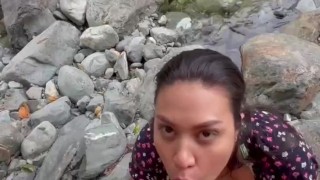 I meet my tinder date in the river and she gives me a blowjob in public