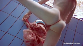 Sexy swimming Italian chick Martina