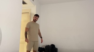 Macrophilia - fat humiliation 