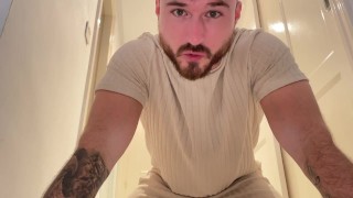 Macrophilia - findom 