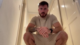 Macrophilia - findom 