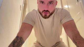 Macrophilia - findom 