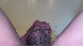 オナニーで揺れるキンタマ