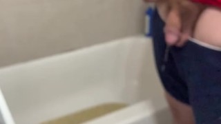 dad pissing 