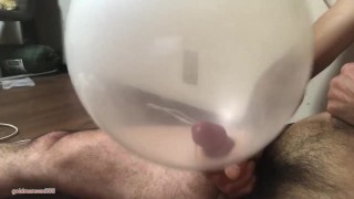 風船の中に射精してみました