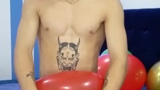 Come baby. Play with me 🔥🎈😋