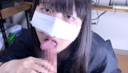 このスイッチを押すとのあがフェラチオをしてくれます。19歳のテコキフェラでドロドロ精液口内発射