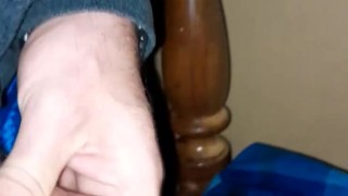 Quick Jerk Off To Straight Porn With A Lil Cum