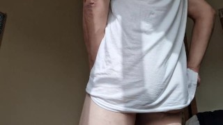 Hot guy in underwar and cums a lot while moaning
