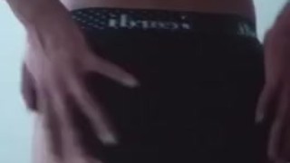 moving the body with some flavor for someone who wants with me