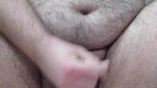 Gordinho sentando no dildo