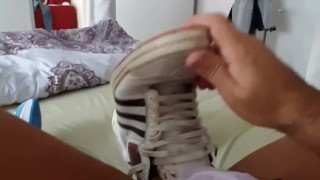 can't stop playing with my hot sneakers today...