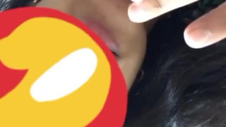 Probando los jugos de mi vagina