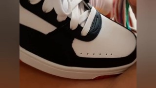 see me cum on all this hot sneakers 👄❤😍
