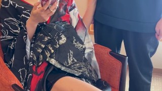 【くすぐり検証】携帯を片手にくすぐったらどうなる！？♡ #shorts