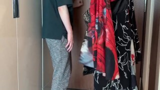 【くすぐり検証】お見送りをしながらくすぐったらどうなる？♡ #shorts