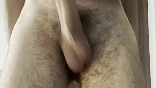 HAIRY TWINK CUMS HARD