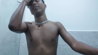 what a delicious fuck in the bathroom