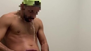 Quick shower after the gym