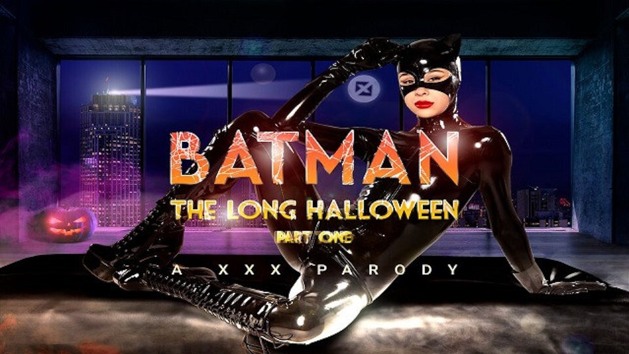 Teen Babe In Latex Catsuit Kylie Rocket As Catwoman Seducing and Fucking  Batman