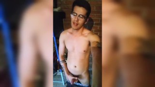 Jovencito se saca la leche de tu verga gruesa y deliciosa 