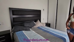 FOTOGRAFO CACHONDO SE COJE A SU MODELO