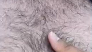 jerking off in public at my favourite park :) cumming in the grass