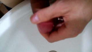 male piss in sink asmr