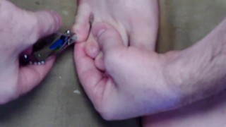 Clipping my ugly toenails