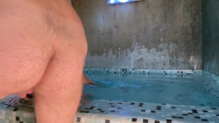 Harry_Jen | Hot stud Harry fucks Jen in the pool which makes a creampie