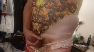 My first cumshot video. Hope you enjoy!