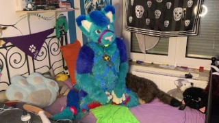 Aèko teasing, pawing and cumming