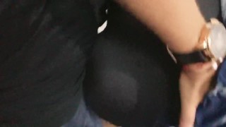 Mi amiga me baila un perreo rico la pongo en cuatro 