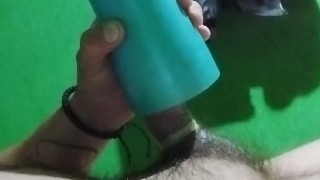 Follando una vagina artificial 