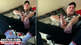 100 - PROLLKING BIG COCK - SHOW OFF 6